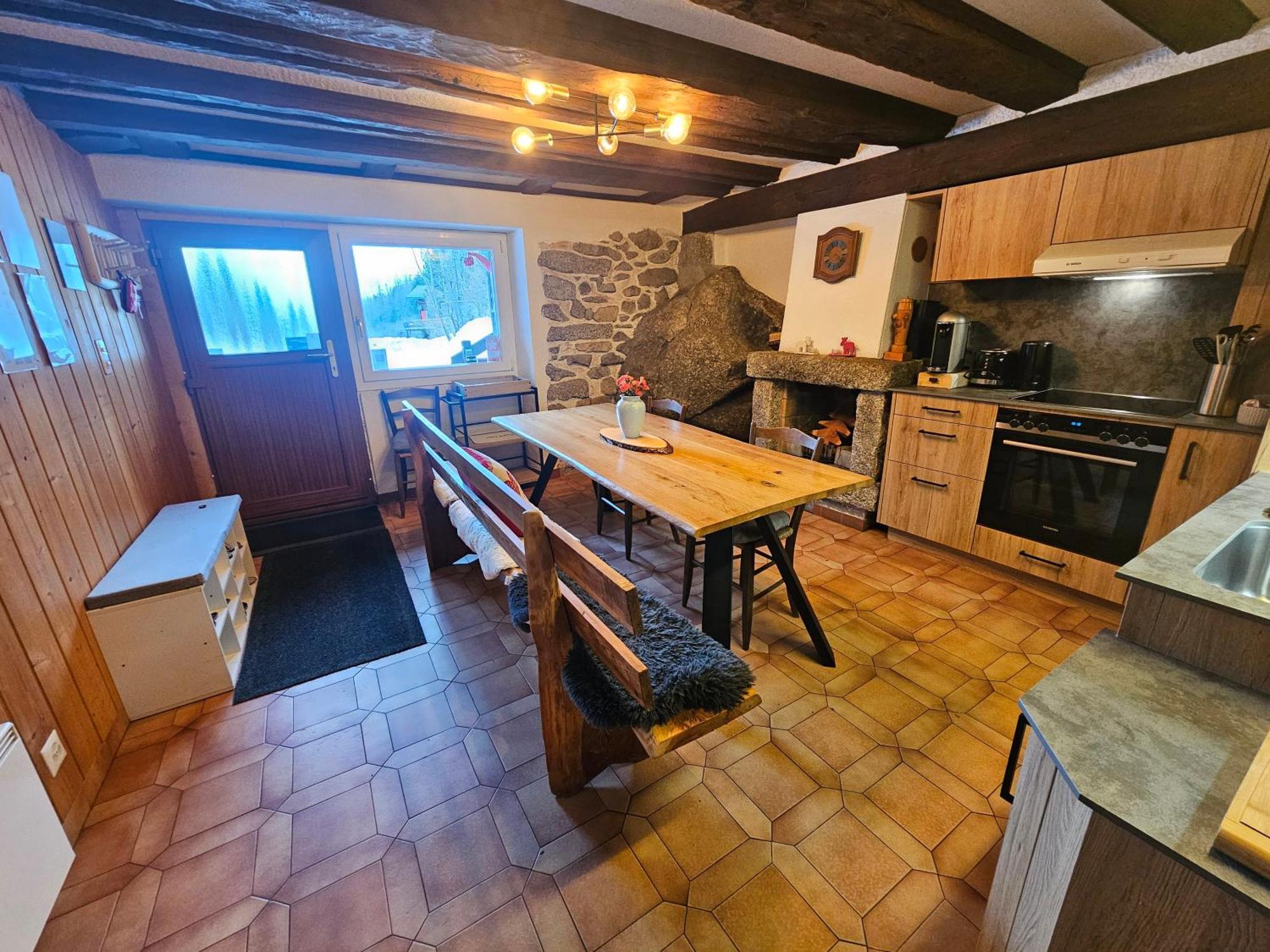Petit Chalet Rustique Et Bucolique Bovernier エクステリア 写真